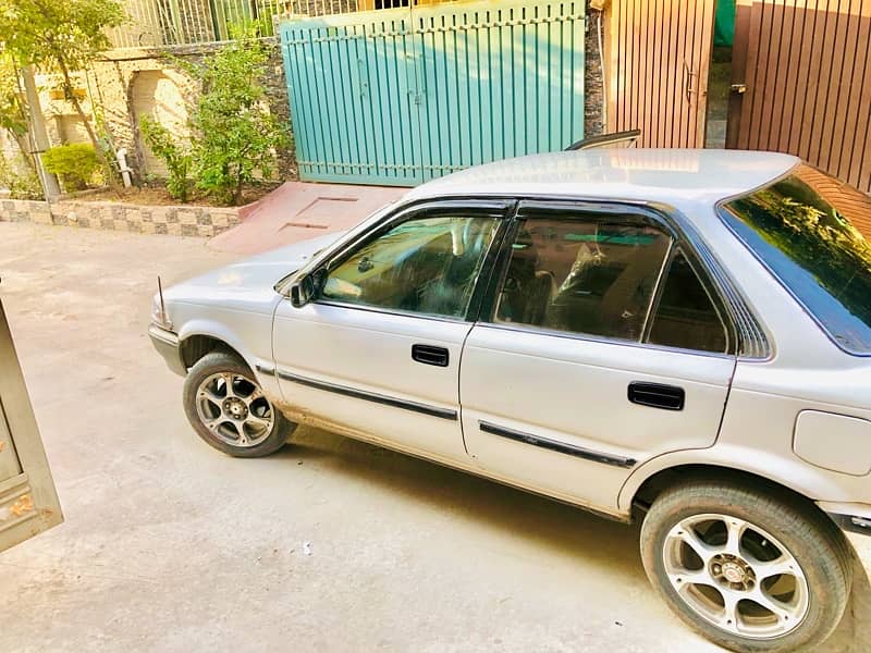 Toyota Corolla 1987 3