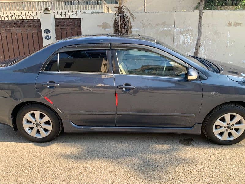 Toyota Corolla Altis 2010 8