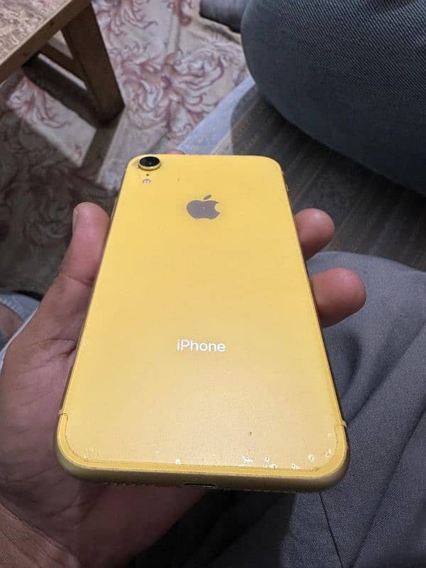 iphone xr 128gb 4 month sim time 4