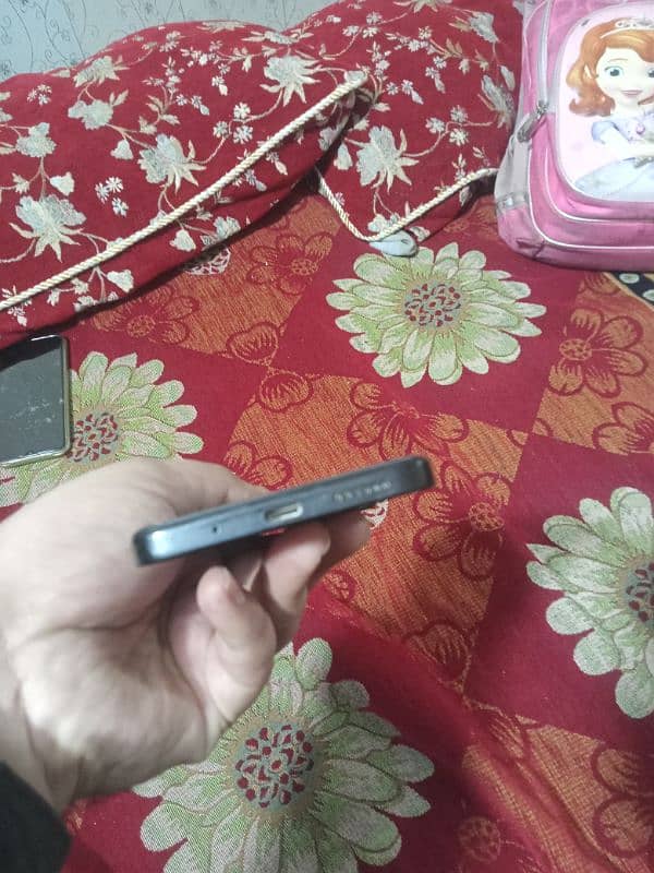 redmi 12 for sale near & clean condition 0