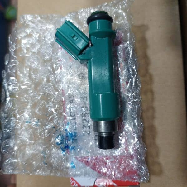 Toyota 2tr 5vz 1gr fuel injectors available 24 ghanta service open 7