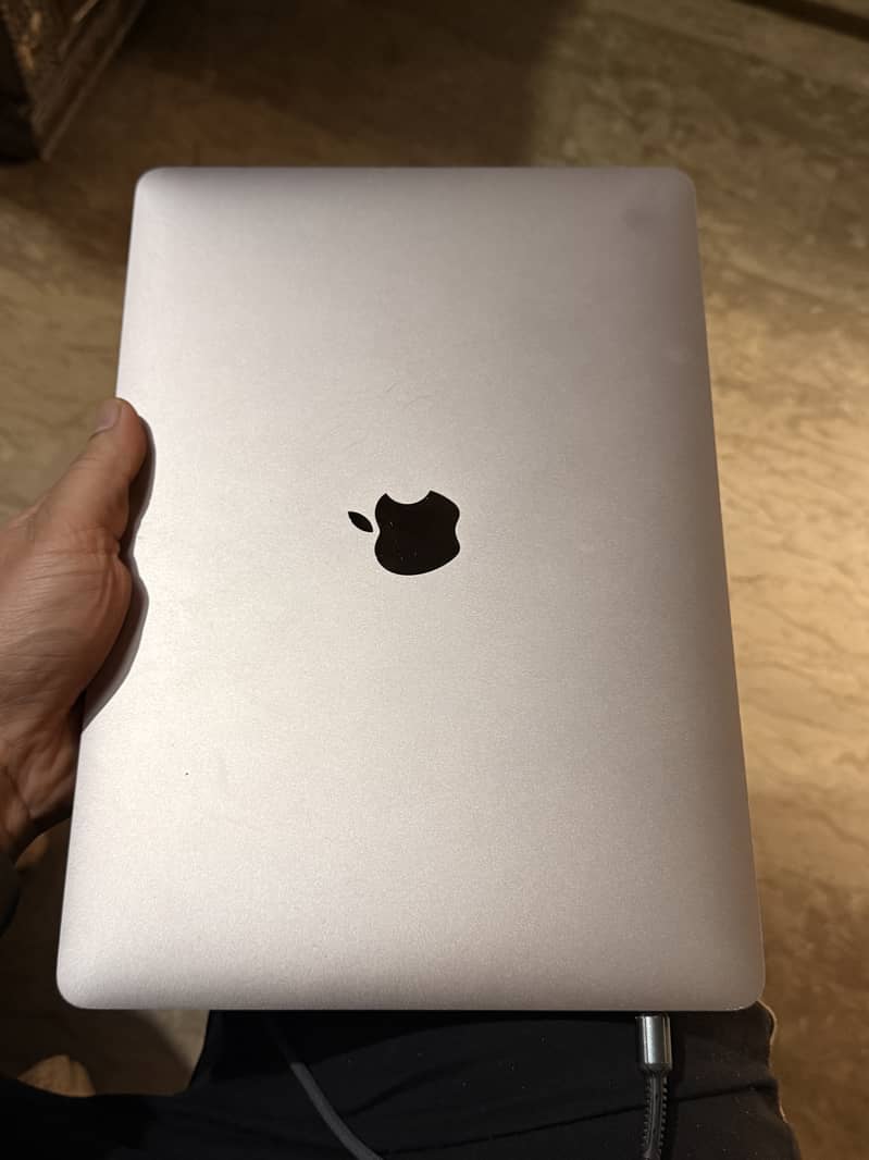 Macbook pro 2020 1