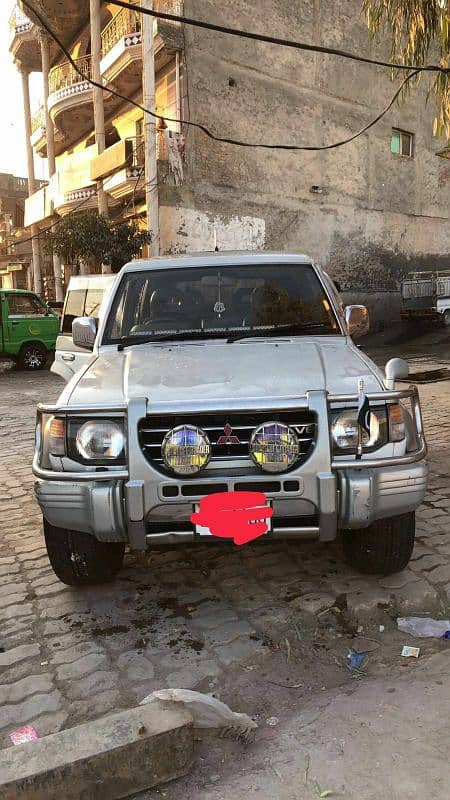 Mitsubishi Pajero 1985 0