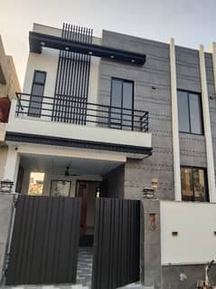 5 Marla Brand New House Very Near To Main Gate G Block Hot Location