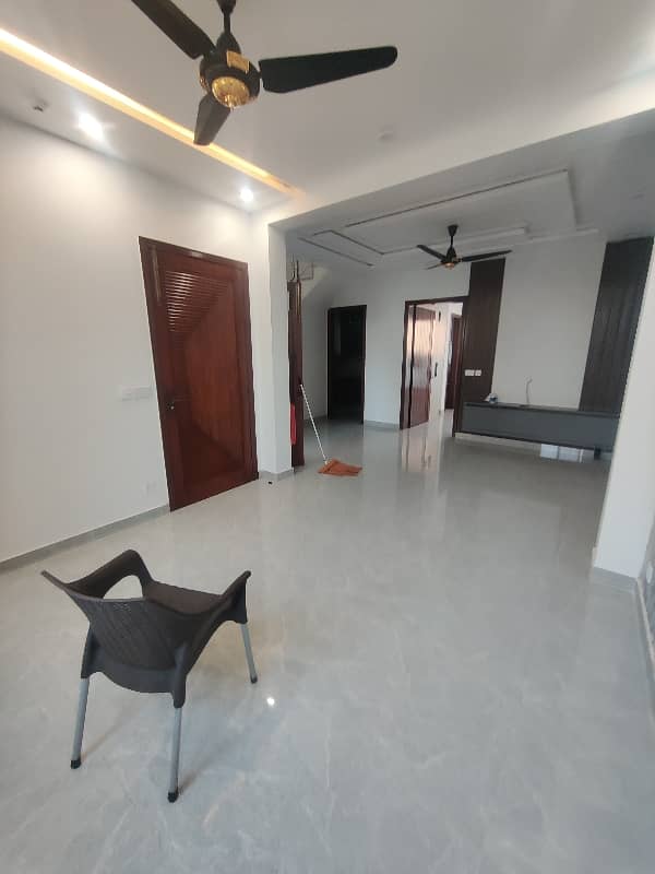 5 Marla Brand New House Very Near To Main Gate G Block Hot Location 8