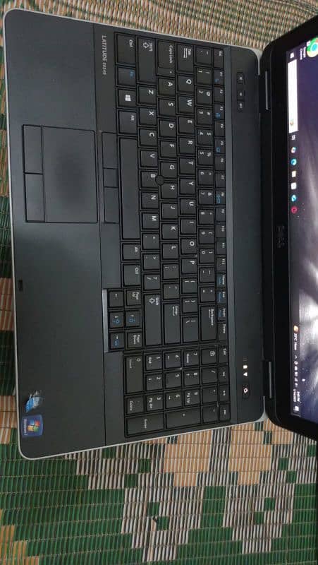 Laptop Dell Core i7 4th Gen 2