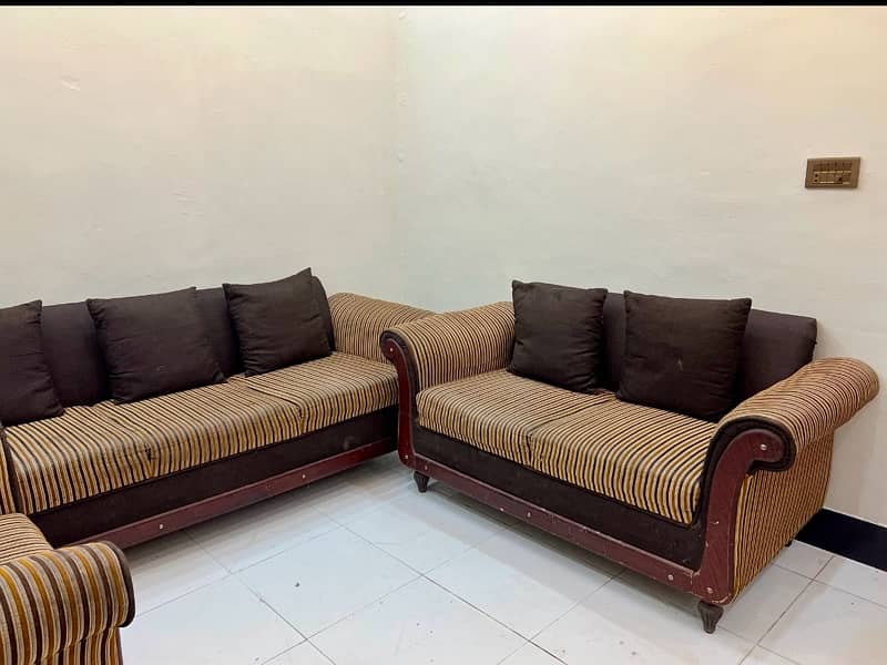 6 seater sofa for sale 0