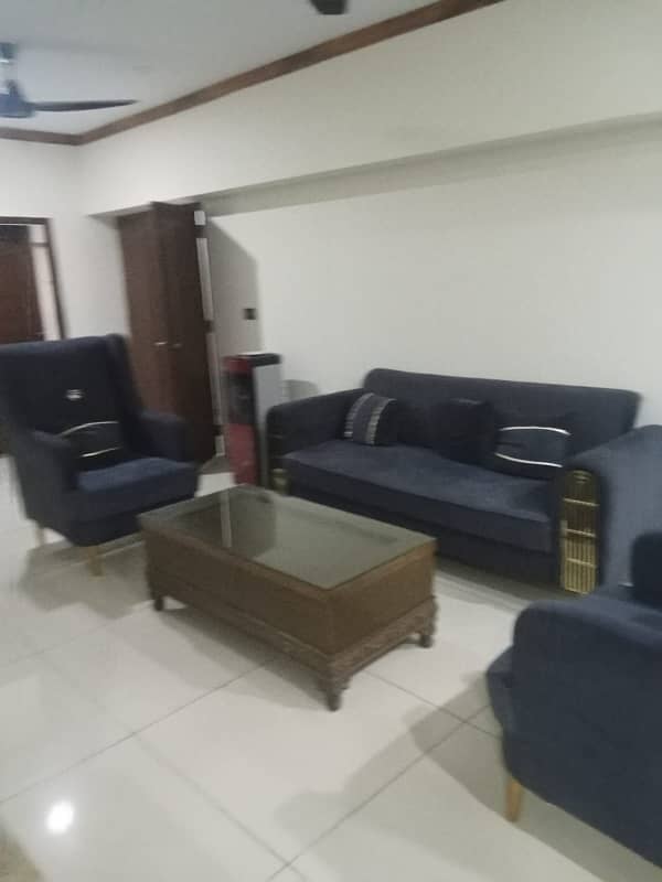 VIP NEW 3 BEDROOM FLAT FOR RENT WITH 4 WASH ROOM WITH LIFT PARKING 2 KITTCHEN 5