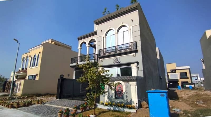 Facing Park 5 Marla House For sale In Bahria Orchard Phase 2 Lahore In Only Rs. 22500000 4