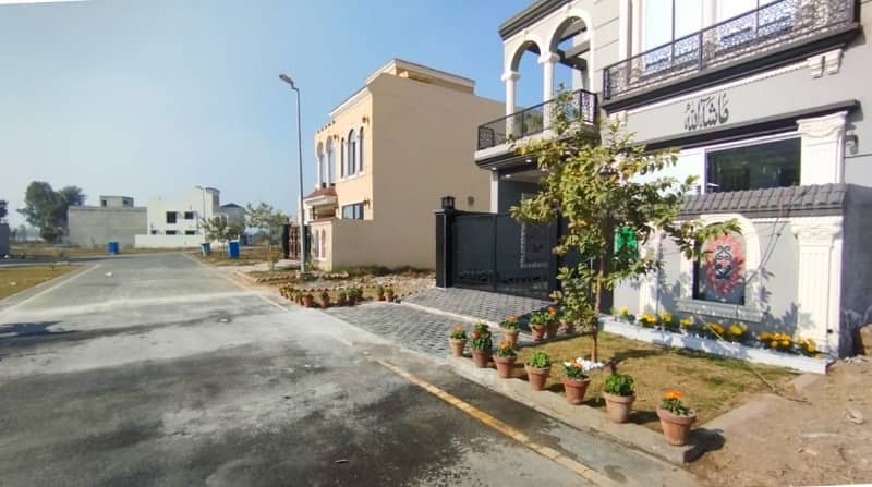 Facing Park 5 Marla House For sale In Bahria Orchard Phase 2 Lahore In Only Rs. 22500000 5