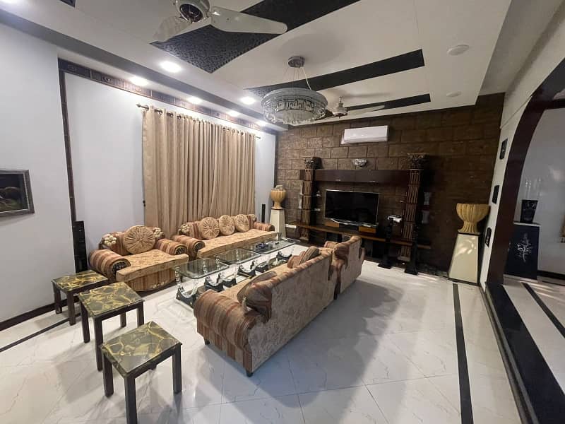 VIP LAVISH FURNISHED BUNGALOW FOR RENT FULLY RENUWATED AVAILABLE FOR LOUNG TIME 1