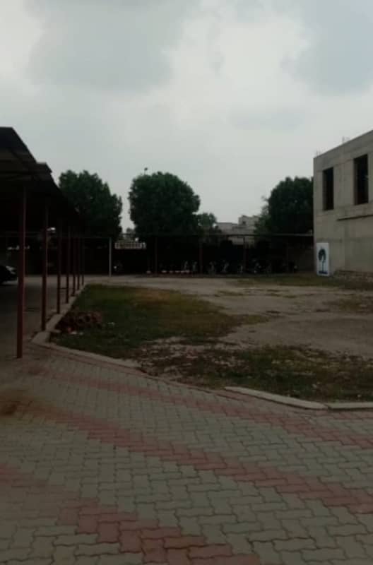 8 kanal factory available for Sale in Sunder Industrial Estate Lahore 7