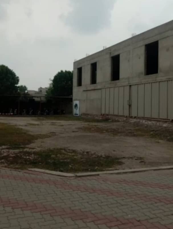 8 kanal factory available for Sale in Sunder Industrial Estate Lahore 9