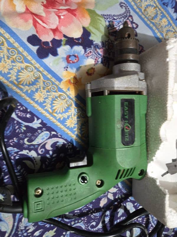 Drill Machine for Sale Good working condition 3