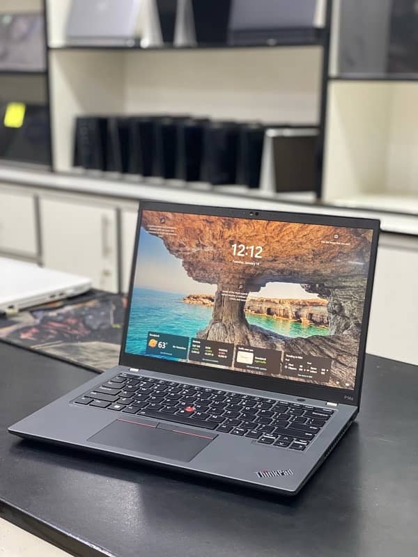 Lenovo Thinkpad P14s Gen 3 | i7 1280P 12th gen | 48gb ram | 4gb GPU 2