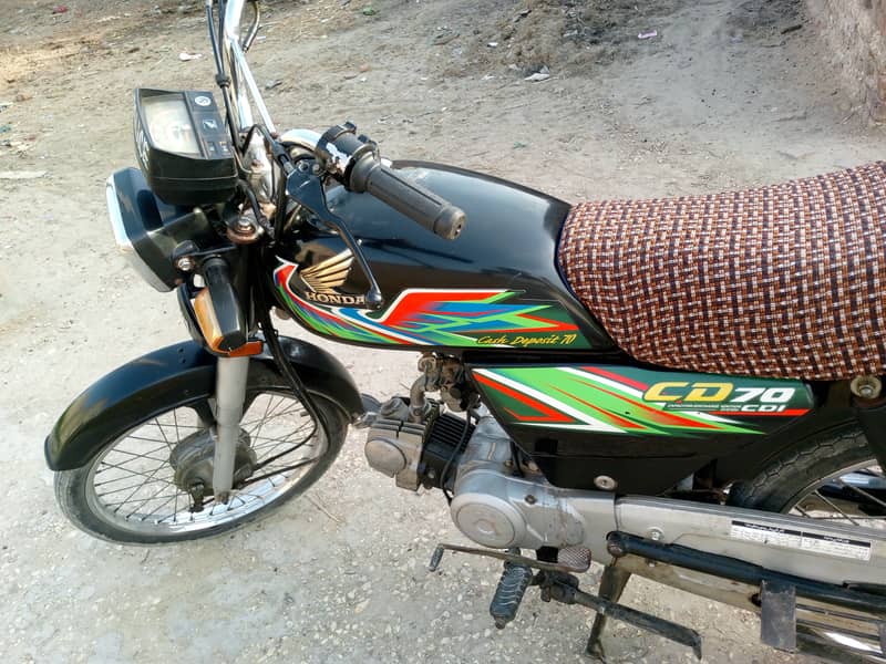 Honda CD bike model 21 sukkur number with smart card 0