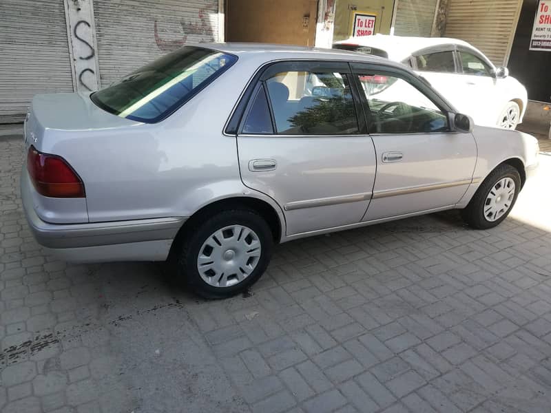 Toyota Corolla XE 1998 0