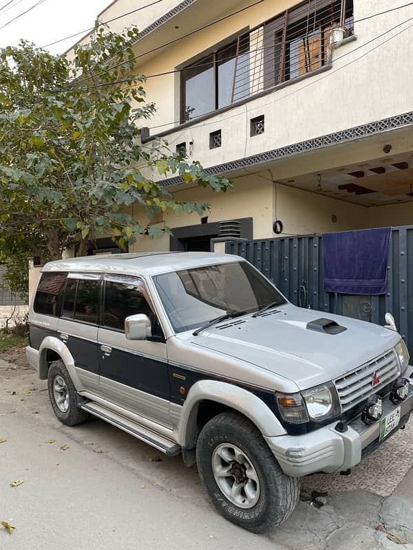 Mitsubishi Pajero 1993 0