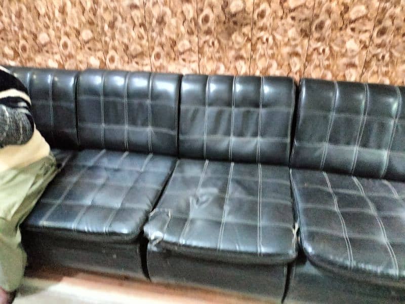 office chairs for sale cavalry ground Lahore cantt 4