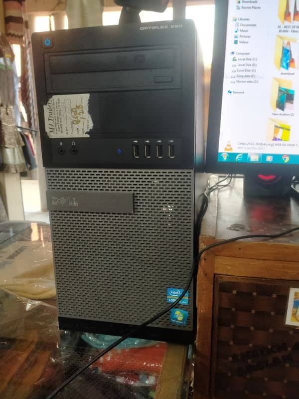 Dell upu 10by10 . . 4 GB ram No Heard Finl price 3