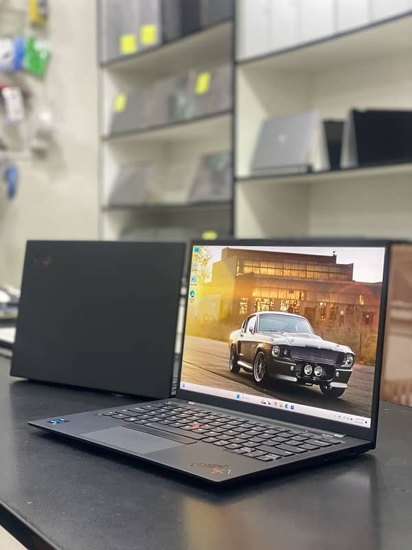 LENOVO X1 CARBON GEN 9 | i7 11th gen | 16gb | 512gb LAPTOP 2