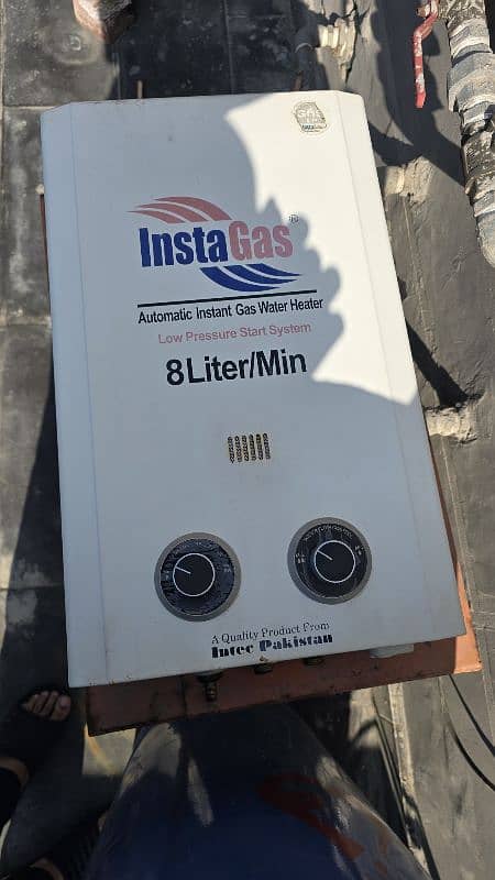 8 Litre Excellent condition Instant Geyser LPG 0