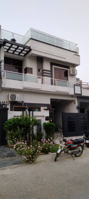 5 MARLA USED HOUSE AVAILABLE FOR SALE EE BLOCK CITI HOUSING GUJRANWALA 0