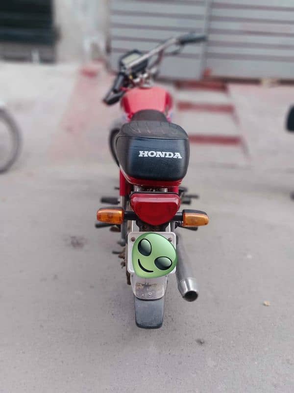 Honda CD70 2013 0