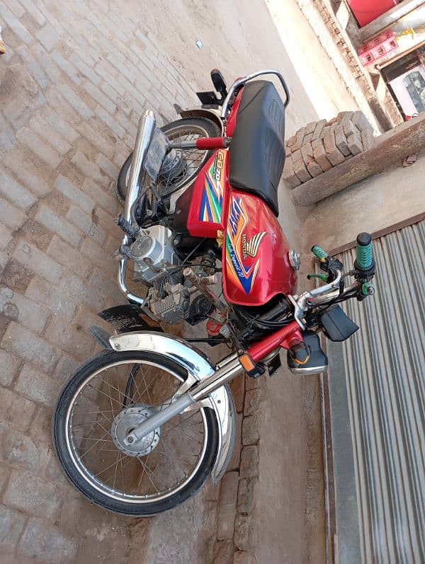 Honda cd 70bike model 2020 lush condition contact number 03038415067 0