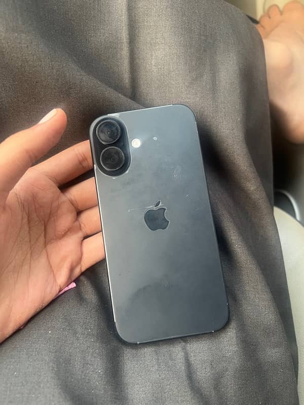 Iphone 16 128gb jv just box open exchange availaiblr 1