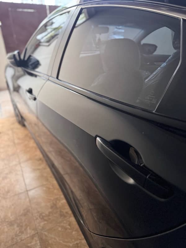 Honda Civic 2021 Black UG Top of the Line 8500 km  Driven Like New 14