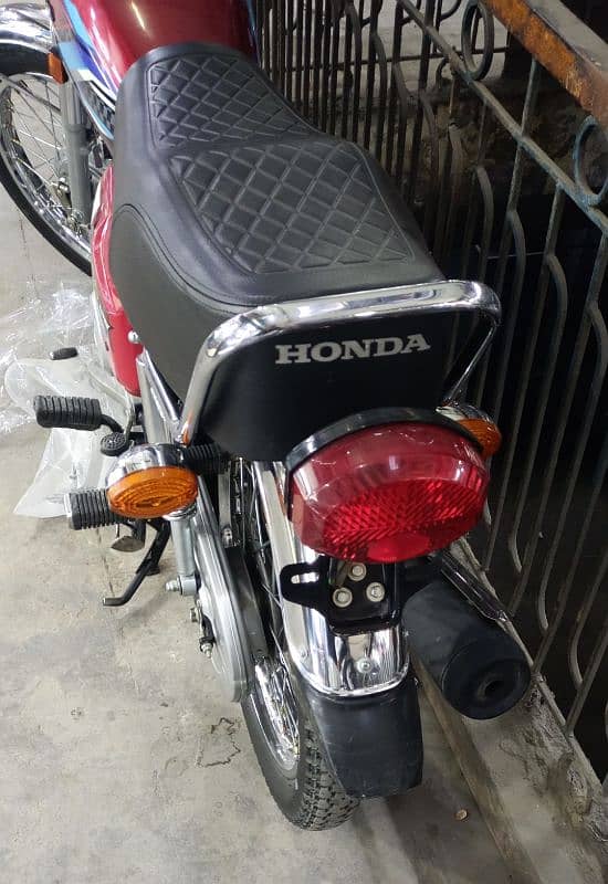 Honda 125 kickstart 5