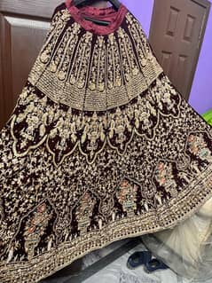 Bridal lehnga / Wedding wear / Barat dress / Bridal lehnga for sale