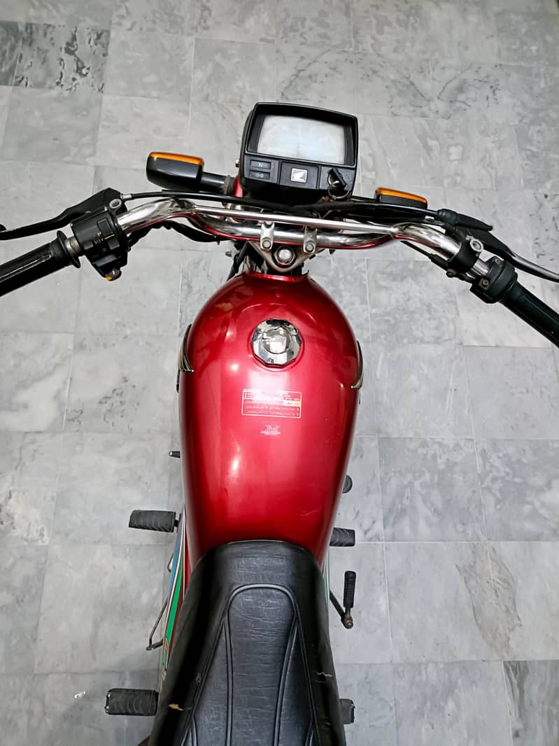 Honda CD 70 2016 3