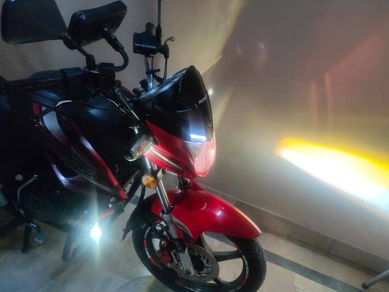 Honda cb 150 2019 3