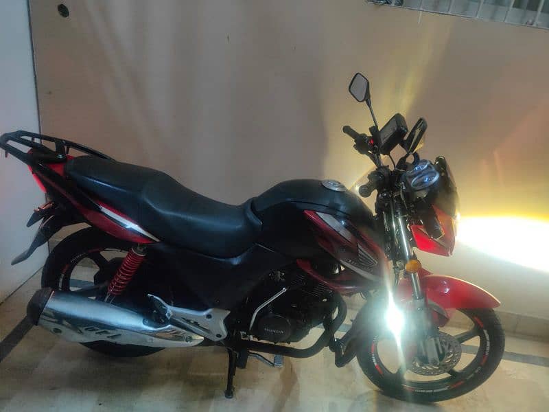 Honda cb 150 2019 7