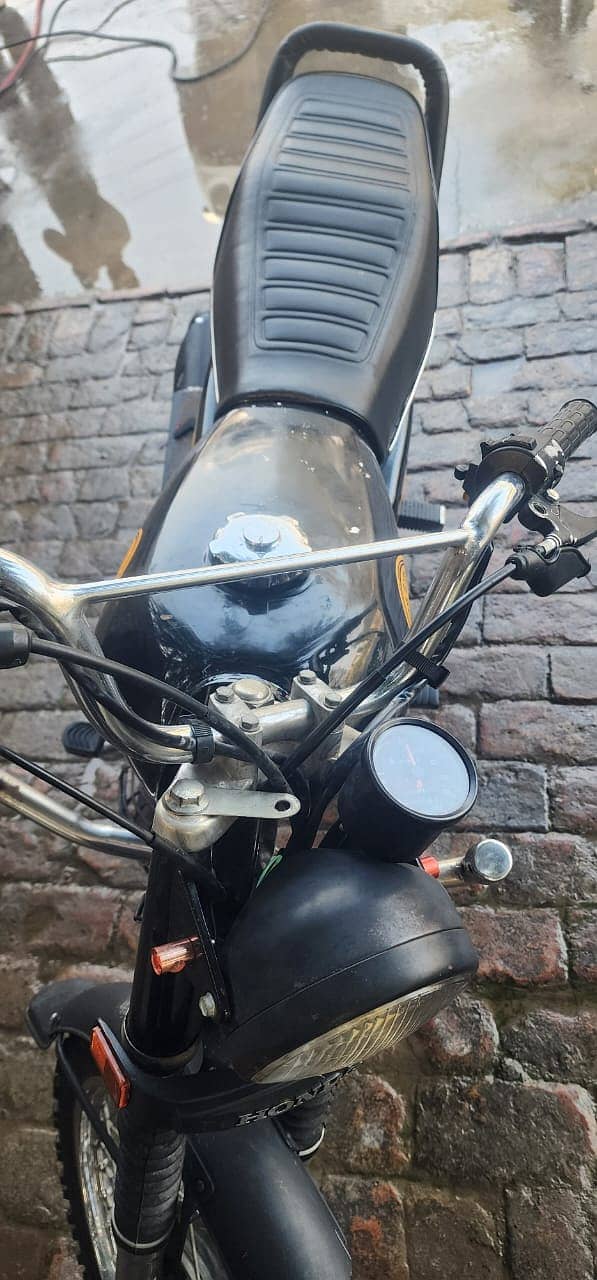 Honda 125 Bike Model 2018 Urgent For Sale 3