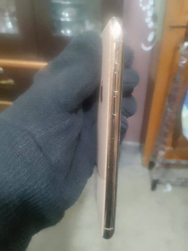 iphone XS 256 GB Gold Colour (NON PTA) 4