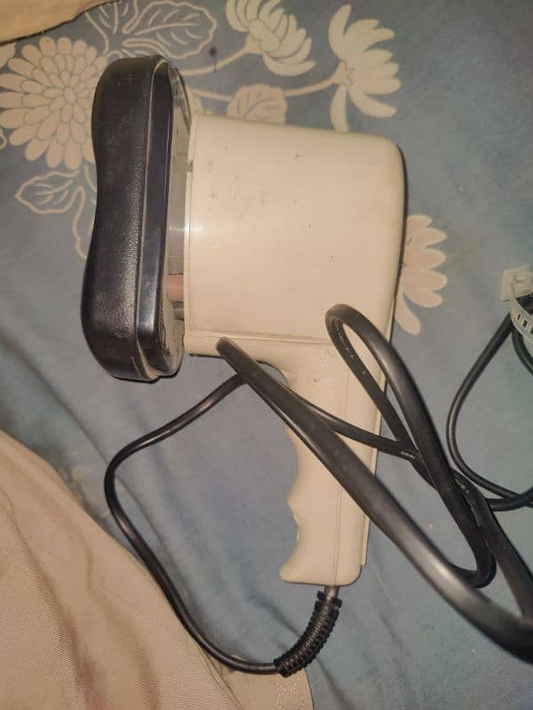 Massager in best condition 3