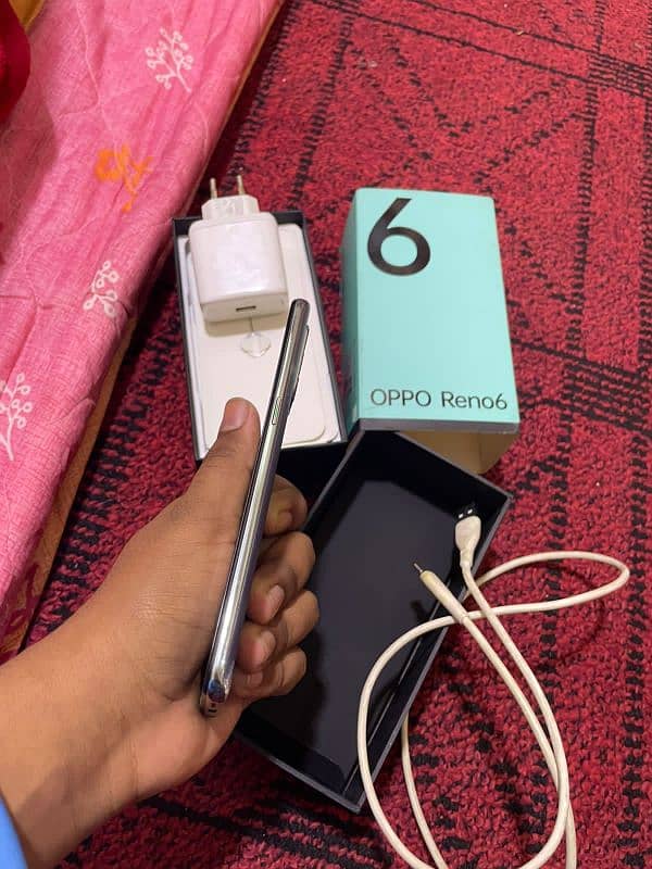 Oppo Reno 6 (8 128) 3