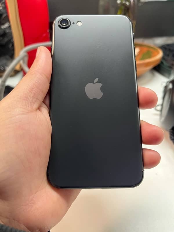 iphone se2020 black 3