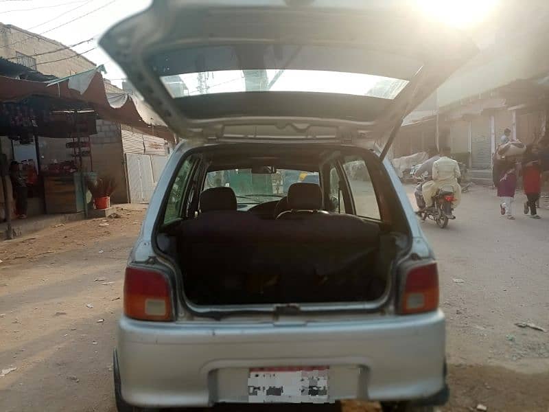 Daihatsu Cuore 2004 4