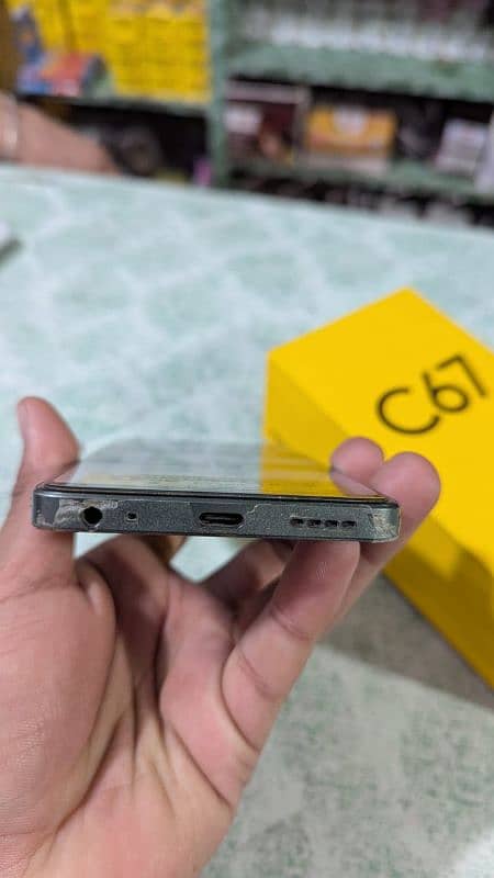 Realme C67    8/128 3