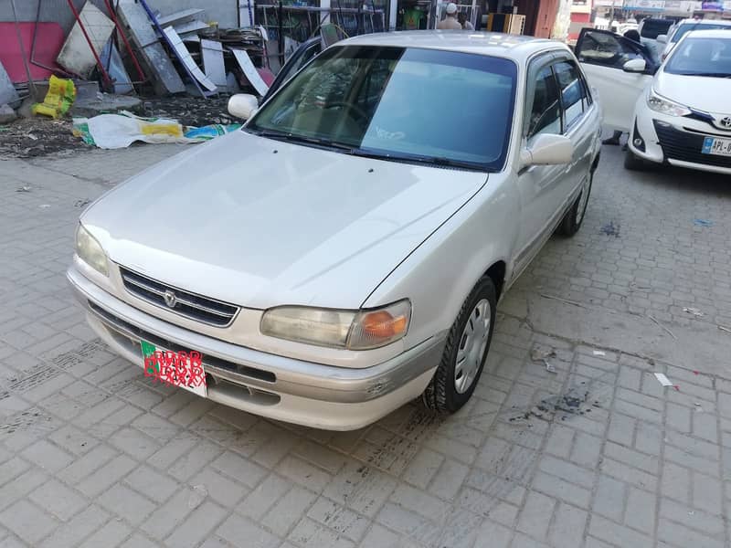 Toyota Corolla XE 1998 3