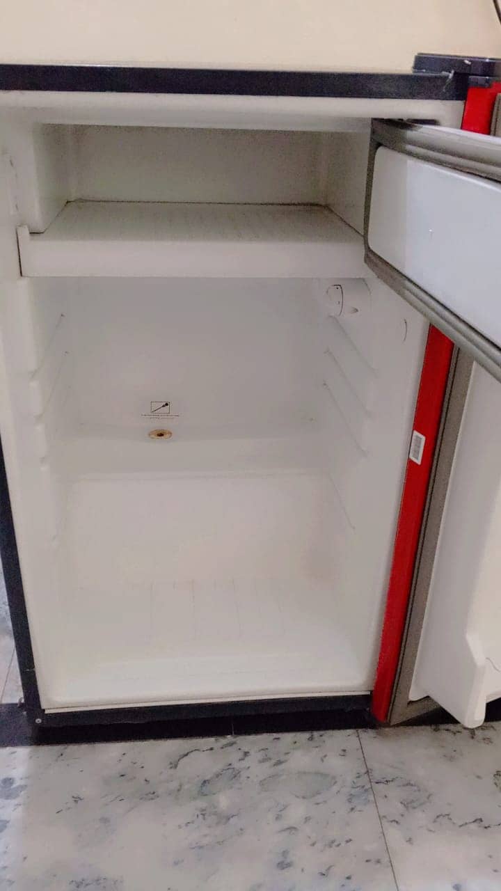 Dawlance Room fridge 8