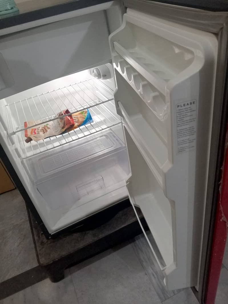 Dawlance Room fridge 9