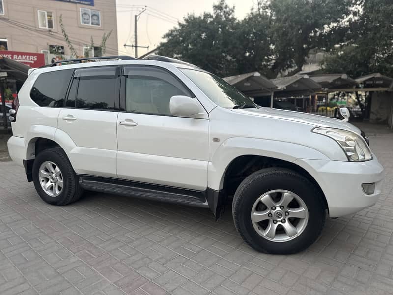 Toyota Prado 2003  sunroof 7 seater 11