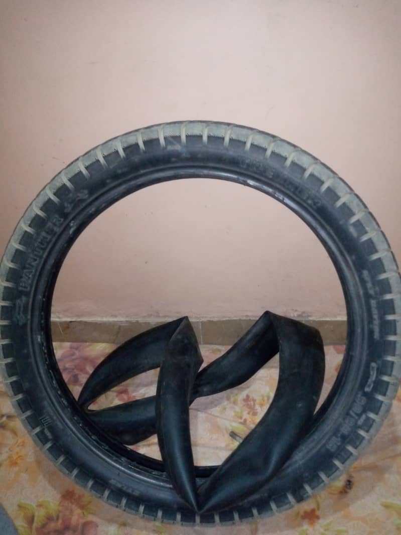 150cc Tyre and tube 0