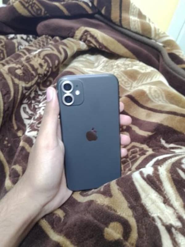 10/10 Condition Iphone 11 1