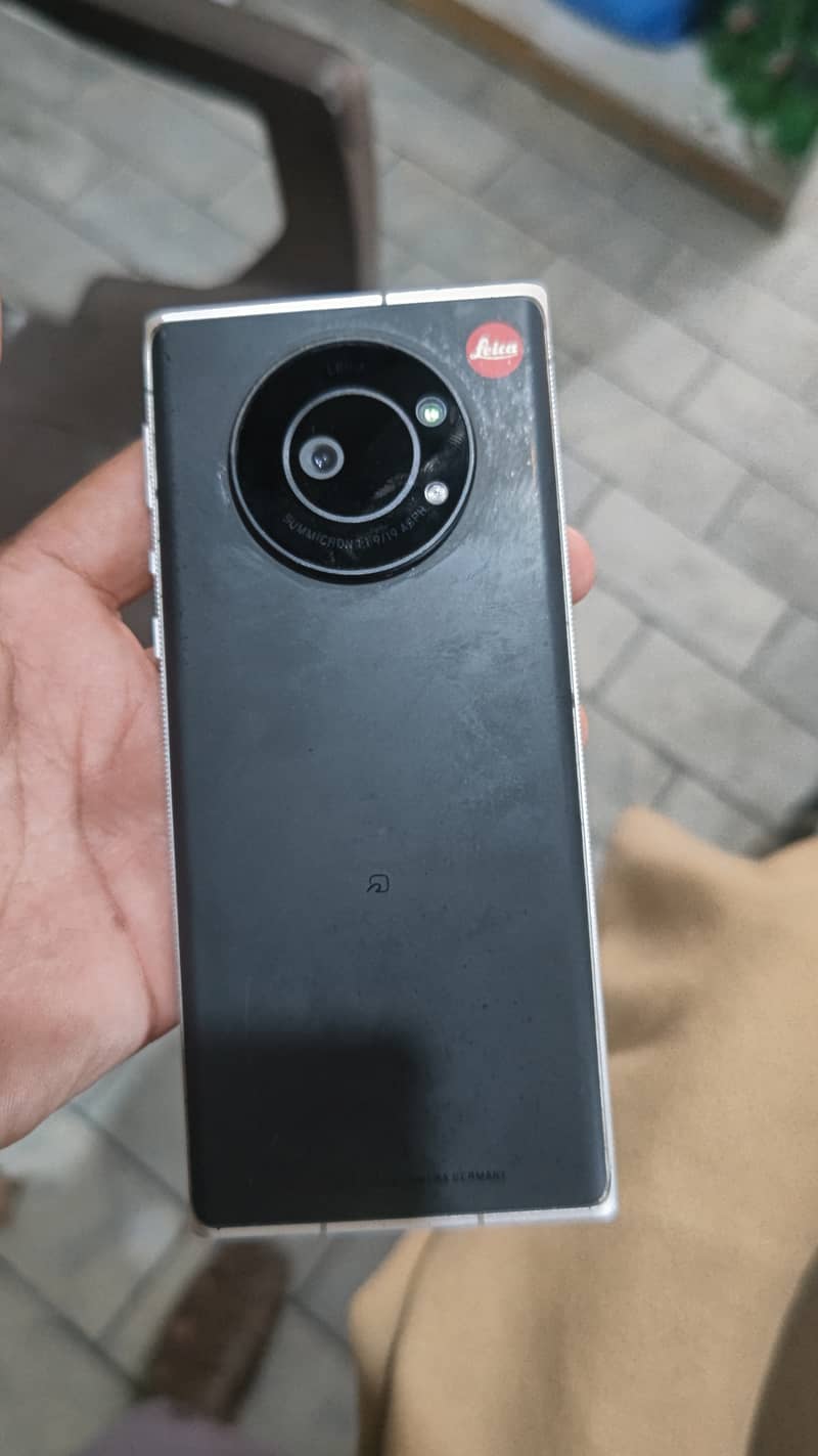 Leica lietz phone 1  12/258gb 1